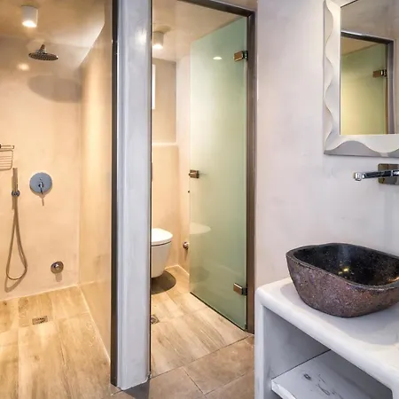 Vinas Place Center Hotell 2*