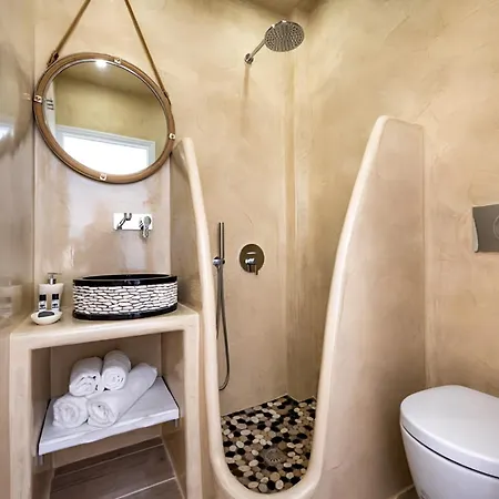 Vinas Place Center Hotel Fira (Santorini)