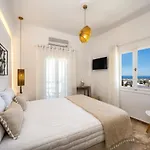 Vinas Place Center 2*