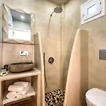 Vinas Place Center 2* Φηρά