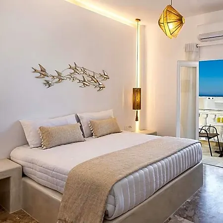 Vinas Place Center Hotel 2*