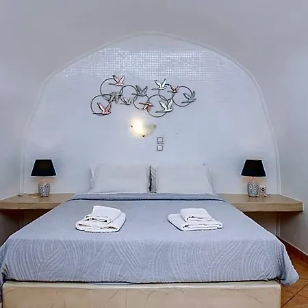 Vinas Place Center Hotel
