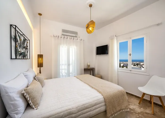 Vinas Place Center 2*