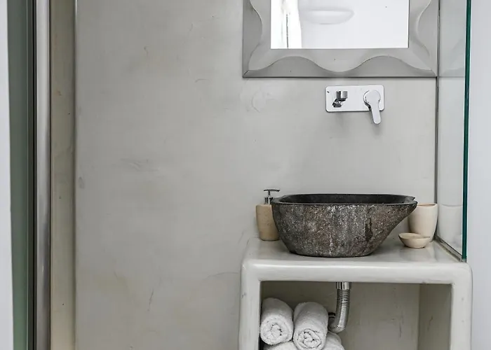 Vinas Place Center 2* 산토리니