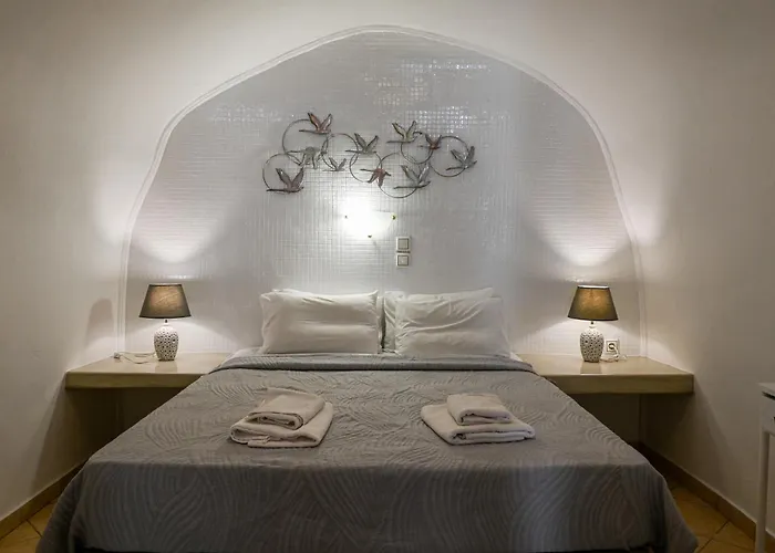 Vinas Place Center 2*