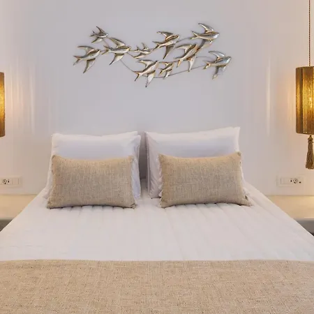 Vinas Place Center Fira (Santorini)