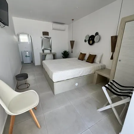 Vinas Place Center Fira (Santorini)