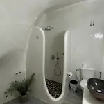 Vinas Place Center 2*